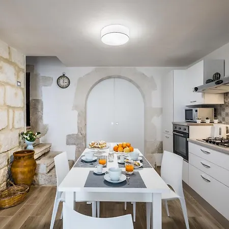 N'amuri Ri Casa Scicli
